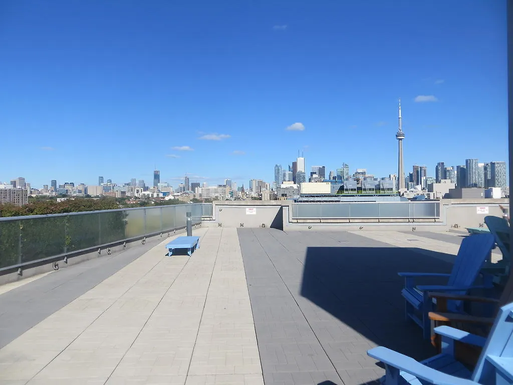 Super Awesome King West Furnished Suite Toronto Canada