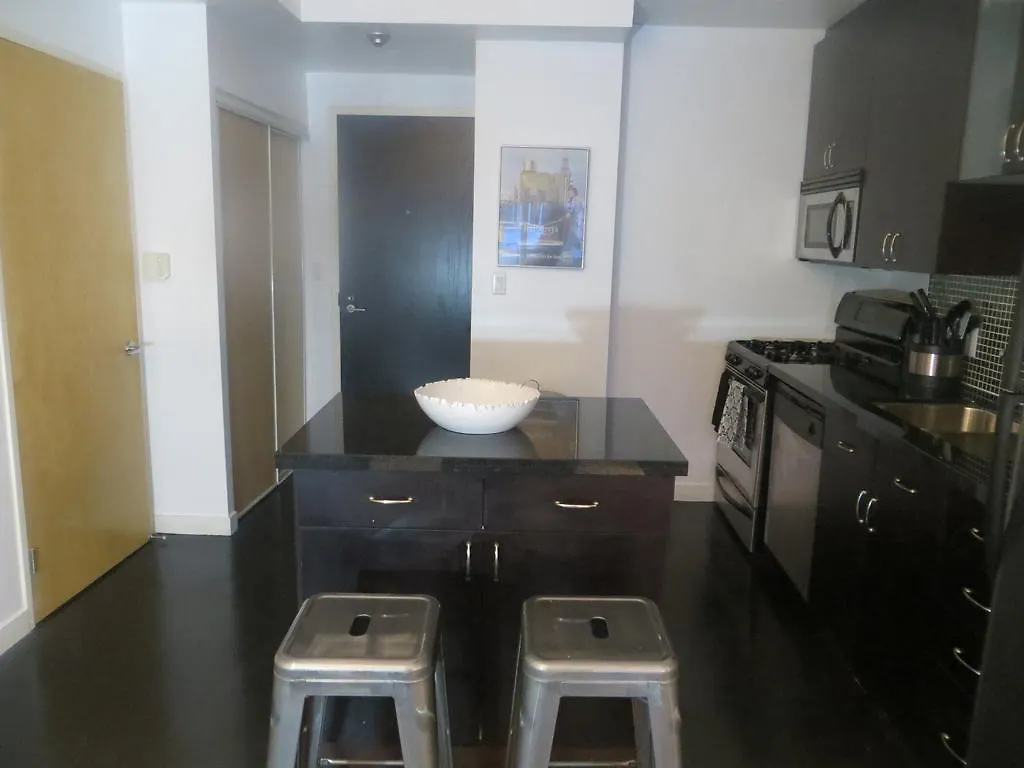 Super Awesome King West Furnished Suite Toronto Apartment