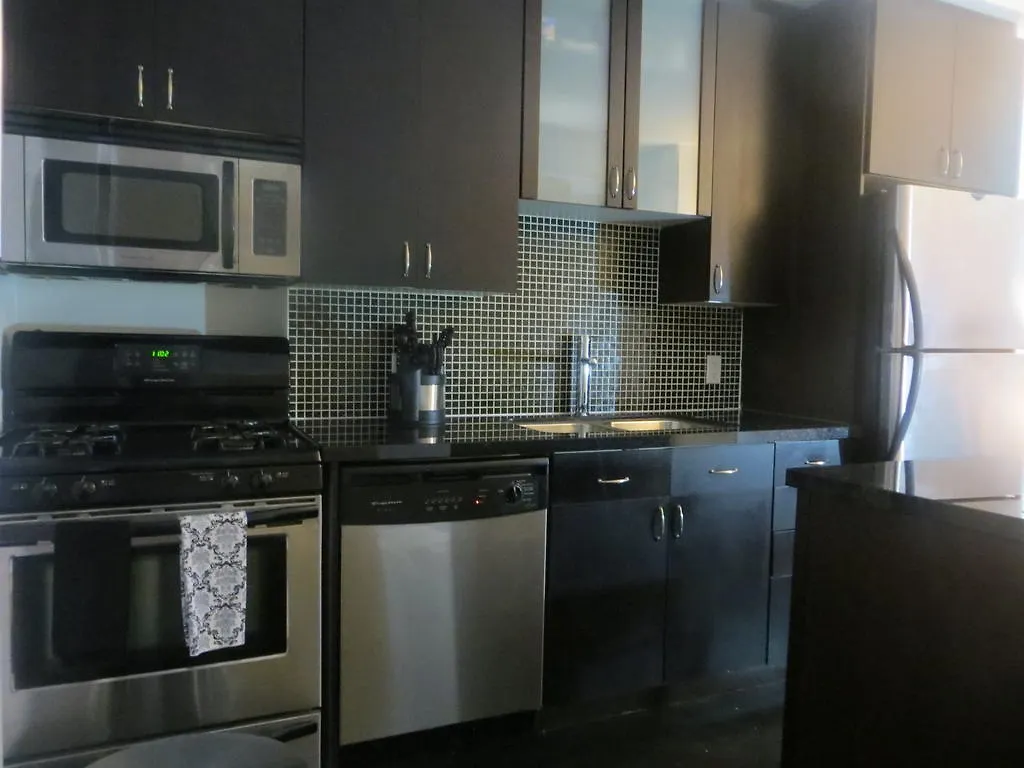 Super Awesome King West Furnished Suite Toronto