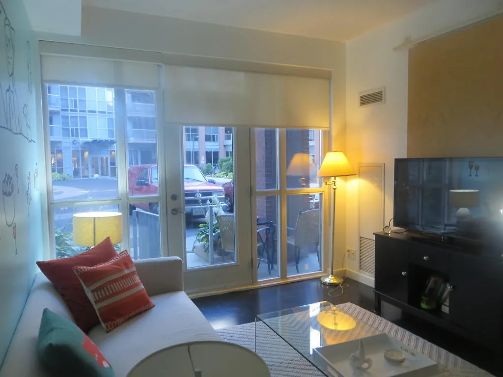 Super Awesome King West Furnished Suite Toronto 0*,