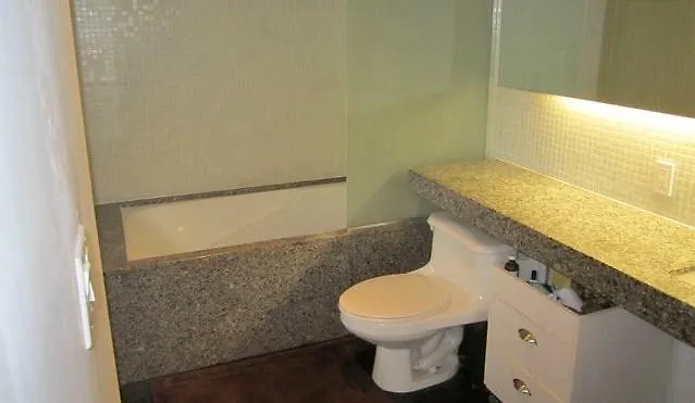Super Awesome King West Furnished Suite Toronto Apartment