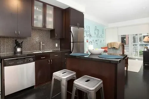 Super Awesome King West Furnished Suite Toronto Apartment